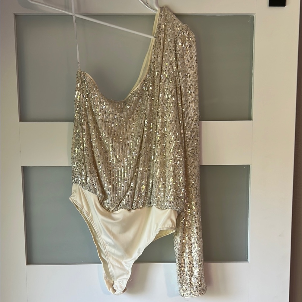 Lulu's Sparkling Silver Sequin Top